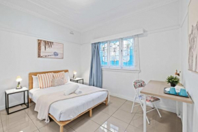 Boutique Double Room - Centrally Located at Granville - Shared Bathroom, Sydney